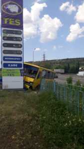 В Севастополе в ДТП с участием автобуса пострадали три пассажира